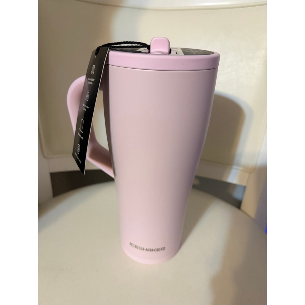 Iceshaker Pink Insulated Tumbler with Lid and Handle-32 oz Oakley-Sold out